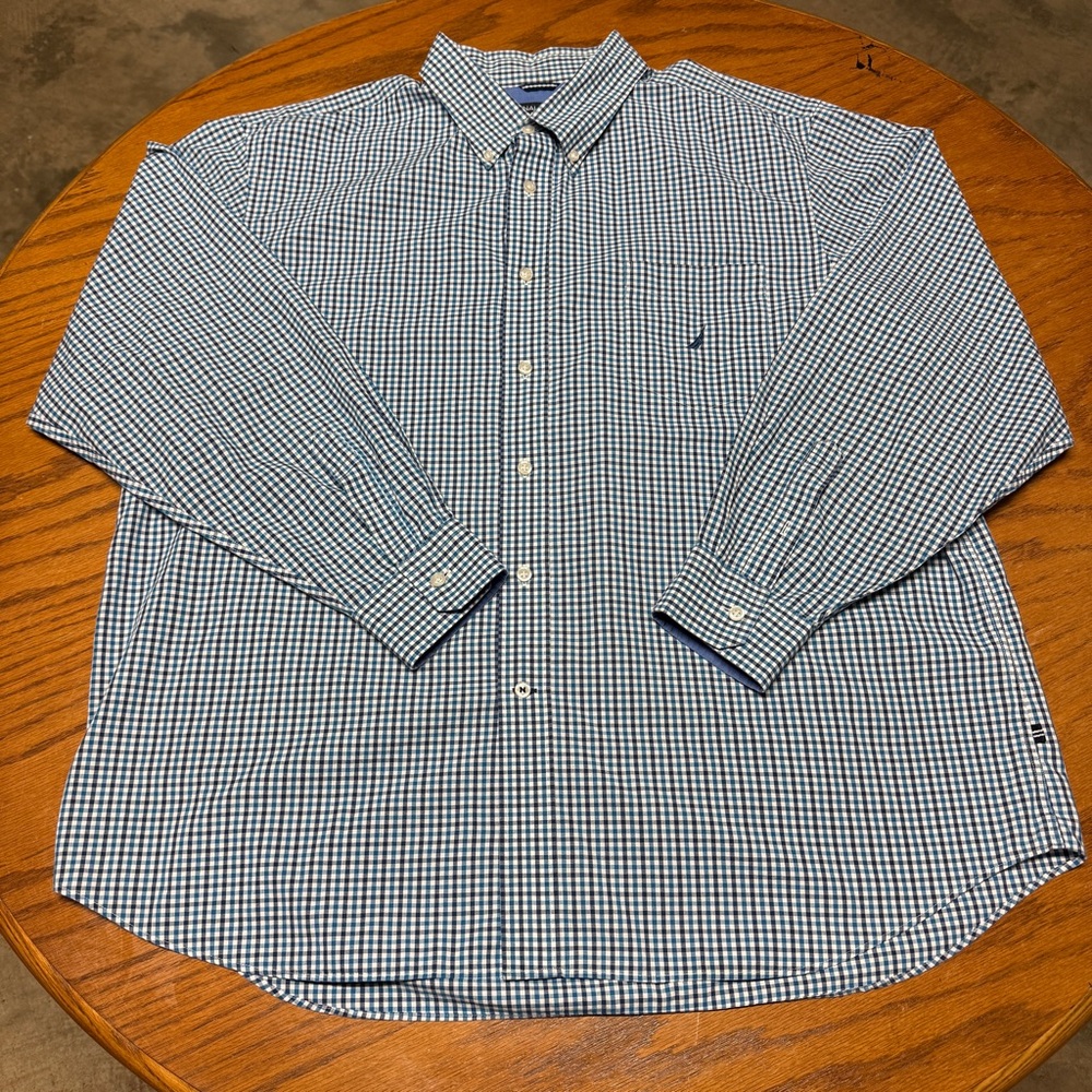 Nautica Men's Navy Checkered Button Down Shirt